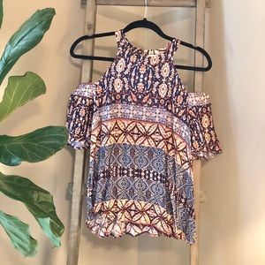 Patterned, shoulder cut out  top